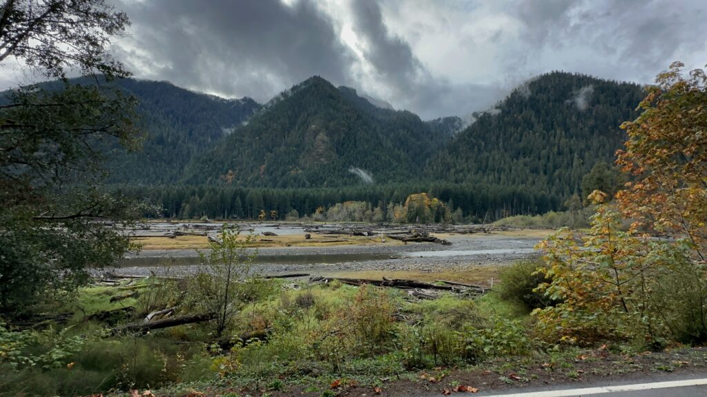 Missing 911 Oympic National Pakr Stair Case Trail Mountains and Lake Bed